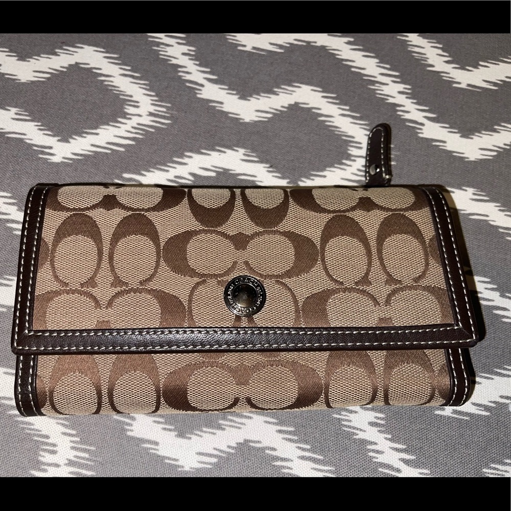 Coach wallet